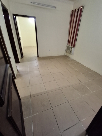 Manama, Apartments/Houses, BHD 165/month,  1 BR,  1bhk Semi Furnished 165bd With Ewa 20bd Limit