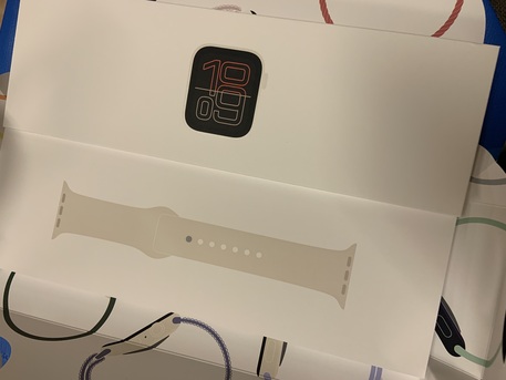 Dammam, Electronics, SAR 1300,  Apple Watch New