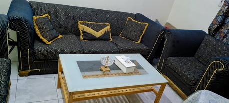 Hara, Furniture, SAR 150,  5-seater Sofa Set For Sale Near Marriot Hotel Hay Al Wazarat