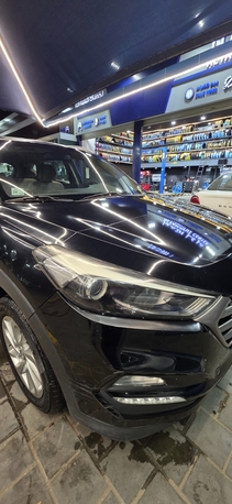 Al Aziziyah, Vehicles, Cars & Trucks , SAR 44500,  Hyundai Tucson,  2018,  Automatic,  240000 KM,    Black Colour In Good Condition MashAllah