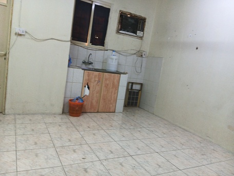 Dammam, Bedspace Wanted, SAR 350/month,  Furnished,  30 Sq. Meter,  I Have A Bed Space For One Person