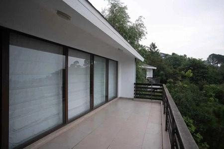 Mumbai, Business, Stay Above The Clouds: Finest Luxury Hotels In Himachal | Estate 5