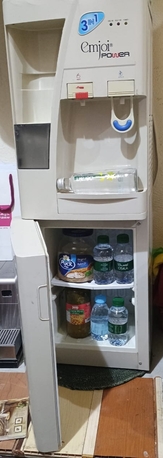 Riyadh, Appliances, SAR 200,  Water Dispenser Emoji 3 In1 Is Available In Excellent Condition And At The Best Price.