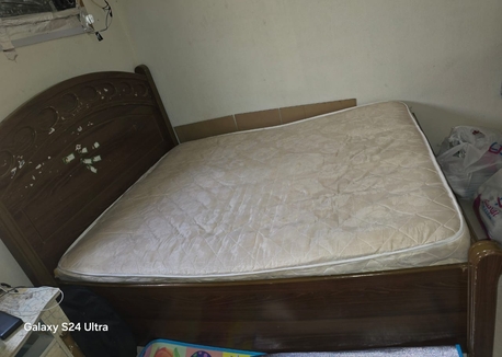 Riyadh, Items Wanted, Urgent Sale Bed Set