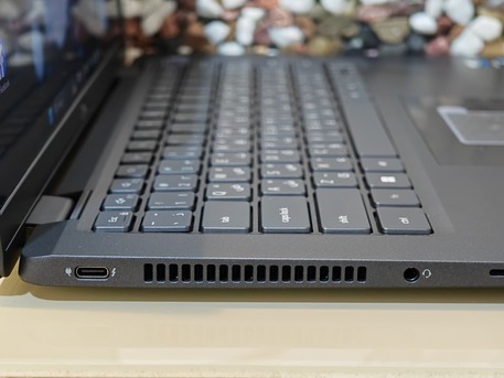 Dammam, Computers, SAR 1599,  Dell Latitude 7420 (i7-11th Gen 16-256)