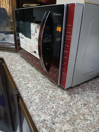 Dammam, Appliances, SAR 250,  Dawlance Microwave  (Baking + Microwave)