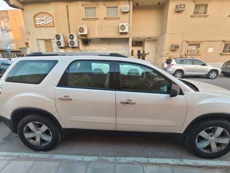 Khobar, Vehicles, Cars & Trucks , SAR 25000,  Gmc Acadia,  2012,  Automatic,  260000 KM,  Reason For Sale Due To Exit