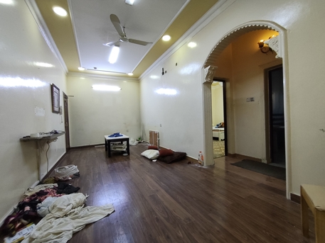 Jidhafs, Apartments/Houses, BHD 120/year,  2 BR,  Jidhafs:- 2Bhk Unfurnished Flat On Rent..