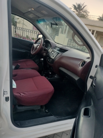 Salmaniya, Vehicles, Cars & Trucks , Nissan Navara,  2017,  Manual,  149000 KM,    ( Diesel )