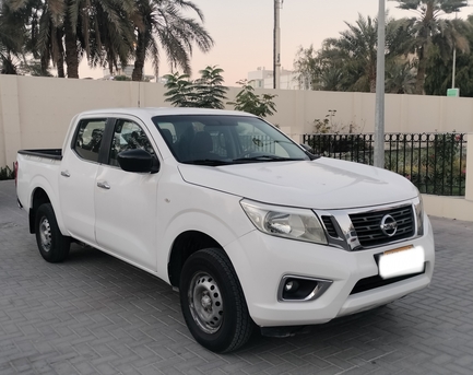 Salmaniya, Vehicles, Cars & Trucks , Nissan Navara,  2017,  Manual,  149000 KM,    ( Diesel )