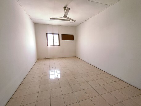 Sitra, Staff Accomodation, BHD 900,  300 Sq. Meter,  Labour Accommodation ( 45 Labours) For Rent In Mameer BD.900/-