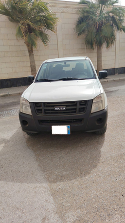 Riyadh, Vehicles, Cars & Trucks , SAR 18000,  Isuzu  D-Max,  2007,  Manual,  500000 KM,  For Sale: