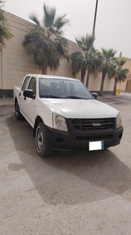 Riyadh, Vehicles, Cars & Trucks , SAR 18000,  Isuzu  D-Max,  2007,  Manual,  500000 KM,  For Sale: