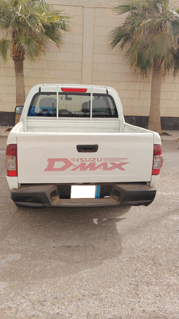 Riyadh, Vehicles, Cars & Trucks , SAR 18000,  Isuzu  D-Max,  2007,  Manual,  500000 KM,  For Sale: