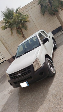 Riyadh, Vehicles, Cars & Trucks , SAR 18000,  Isuzu  D-Max,  2007,  Manual,  500000 KM,  For Sale: