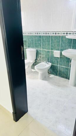 Adliya, Apartments/Houses, BHD 250/month,  2 BR,  UNFURNISHED TWO BEDROOM FLAT FOR RENT IN ADLIYA