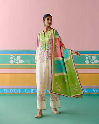 Mumbai, Clothing & Accessories, INR 12450,  Explore Floral Kurta Set For Women | Label Mogra