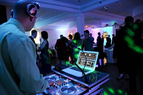 Dublin, Event Planning, Corporate Event DJ Hire For Professional & High-Energy Business Events