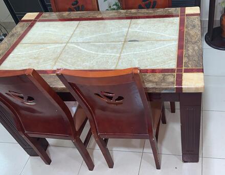 Manama, Furniture, BHD 35,  Dining Table Sale 35 BD Call 39328880