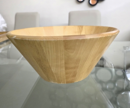 Juffair, Household Items, BHD 1,  Large Bowls, Big Glasses And Cutlery Set For Sale