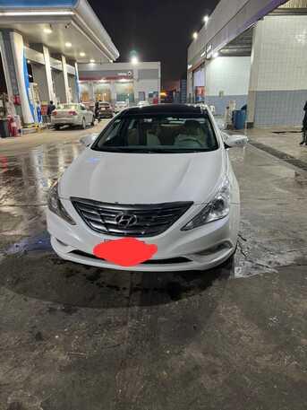 Riyadh, Vehicles, Cars & Trucks , SAR 19500,  2012,  2012,  Automatic,  300000 KM,  Hyndai Sonata  Vailable For Sale.