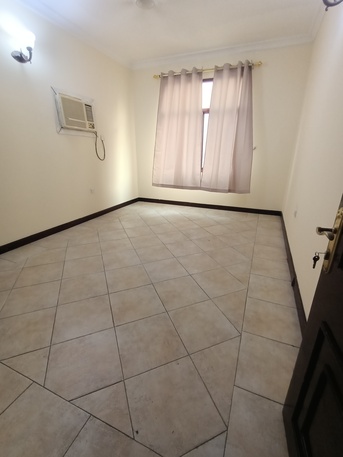 Hoora, Apartments/Houses, BHD 220/month,  2 BR,  Semi Furnished 2 BHK Spacious Flat For Rent In Hoora With Electricity
