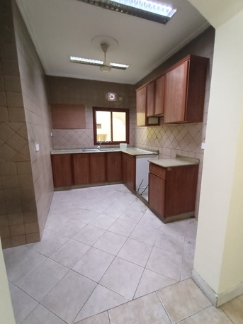 Hoora, Apartments/Houses, BHD 220/month,  2 BR,  Semi Furnished 2 BHK Spacious Flat For Rent In Hoora With Electricity