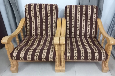 Riyadh, Furniture, SAR 475,  2 Sets Of Stylish 7 Seater Sofa For Sale-Very Good Condition-Riyadh