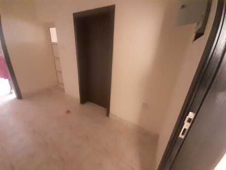 Manama, Offices, BHD 100,  Two Room Commercial Flat
