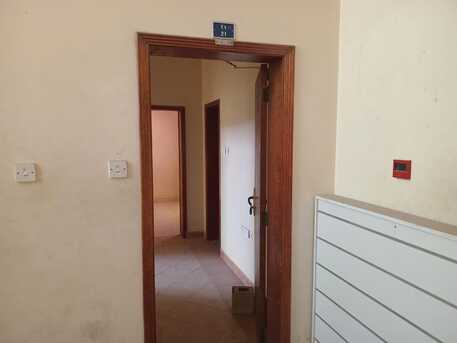 Manama, Offices, BHD 135,  2 Rooms  Commercial Flat With Lift