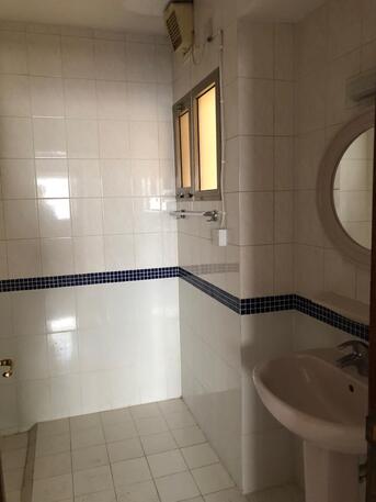 Hoora, Apartments, Flats, Houses & Villas, BHD 180/month,  2 BR,  1234 Sq. Meter,  Flat For Rent Without EVA
