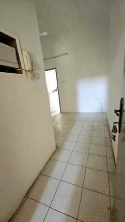 Salmaniya, Apartments/Houses, BHD 130/month,  2 BR,  2 Bedroom Unfurnished Flat For Rent Without Ewa