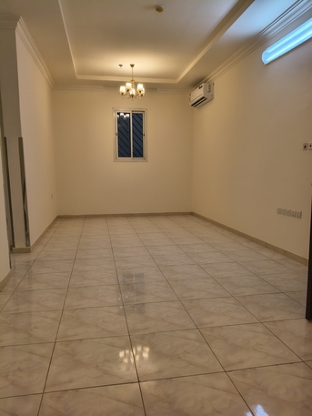 Al Malaz, Apartments/Houses, SAR 51000/year,  3 BR,  3BHK Family Apartment Available In Al Malaz Near Indian Embassy School