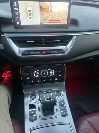 Riyadh, Vehicles, Cars & Trucks , SAR 48000,  Honghi H5,  2023,  Automatic,  133000 KM,  SAR 48,000,  35 TD Turbo Charged Fully Loaded, , 133,000 KM, With Sunroof