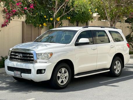 East Riffa, Vehicles, Cars & Trucks , BHD 3950,  Toyota Sequoia,  2010,  Automatic,  370000 KM,
