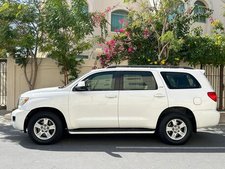 East Riffa, Vehicles, Cars & Trucks , BHD 3950,  Toyota Sequoia,  2010,  Automatic,  370000 KM,