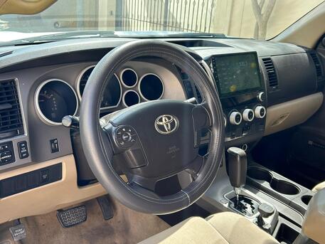 East Riffa, Vehicles, Cars & Trucks , BHD 3950,  Toyota Sequoia,  2010,  Automatic,  370000 KM,