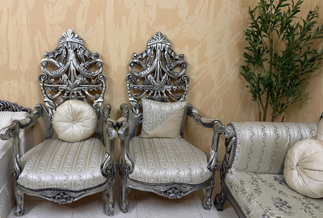Dammam, Furniture, SAR 800,  Vintage Sofa Set
