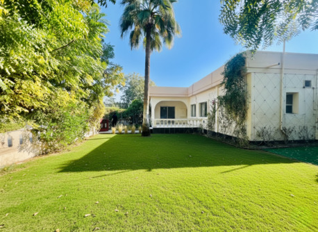 Saar, Villas, BHD 730,  320 Sq. Meter,  Renovated 3BR Villa | Large Garden | Saar Compound