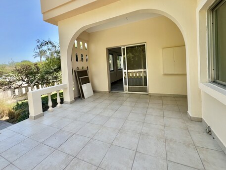 Saar, Villas, BHD 730,  320 Sq. Meter,  Renovated 3BR Villa | Large Garden | Saar Compound