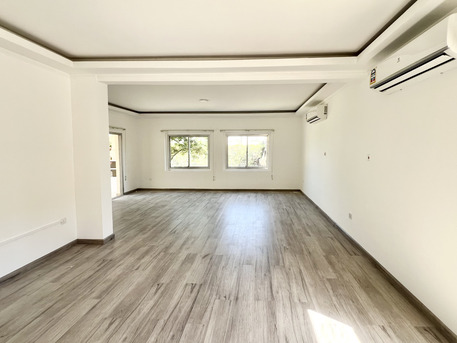 Saar, Villas, BHD 730,  320 Sq. Meter,  Renovated 3BR Villa | Large Garden | Saar Compound