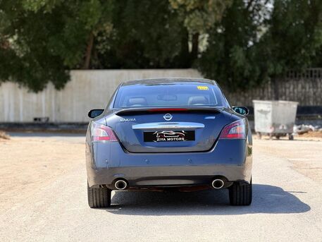 Manama, Vehicles, Cars & Trucks , BHD 1950,  Nissan Maxima,  2012,  148000 KM,    MODEL WITH PUSH BUTTON START AND ELECTRONIC LEATHER SEATS