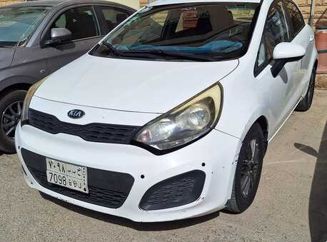 Hara, Vehicles, Cars & Trucks , SAR 16000,  Kia Rio Hatchback,  2013,  Automatic,  91000 KM,   IN WHITE COLOR
