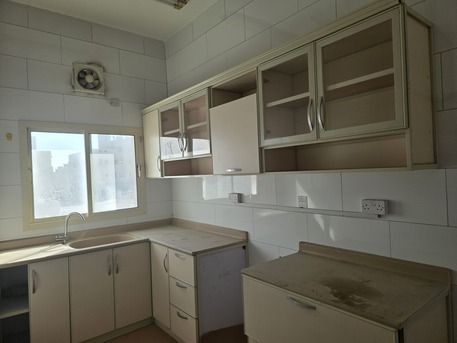 Busaiteen, Apartments/Houses, BHD 250/month,  3 BR,  BHD:-250/month UN FURNISHED 3 BHK APARTMENT FOR RENT IN TUBLI -: MUNEEB *35041493