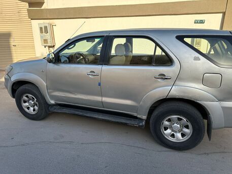 Riyadh, Vehicles, Cars & Trucks , SAR 27500,  Toyota Fortuner,  2009,  Automatic,  590 KM,