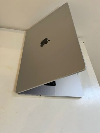 Riyadh, Electronics, SAR 8400,  For Sale: MacBook Pro 16-inch (2021) &ndash; Highest Spec M1 Max / 64GB RAM / 1TB &ndash; Like New & R