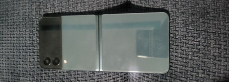 Riyadh, Mobile Phones, SAR 1000,  Samsung Flip