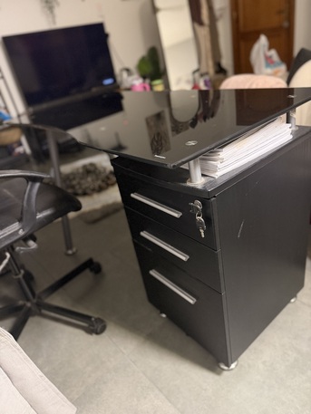 Jeddah, Furniture, SAR 750,  Desk For Sale - Excellent Condition