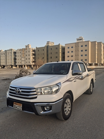 Hamad Town, Vehicles, Cars & Trucks , BHD 5300,  Toyota Hilux,  2016,  Manual,  123 KM,    Model For Sale.