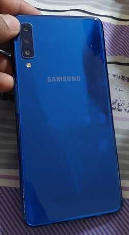 Dammam, Mobile Phones, SAR 950,  Urgent Sale - Samsung S22 Pink And Samsung A7 Blue 950